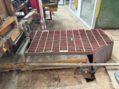 Framatic Cutting Table