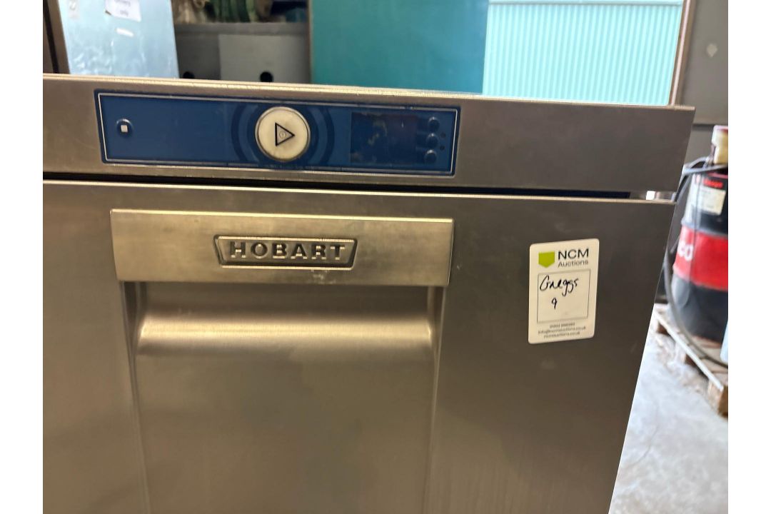Hobart FXLS-10A Pot Washer and Stand - Image 4 of 9