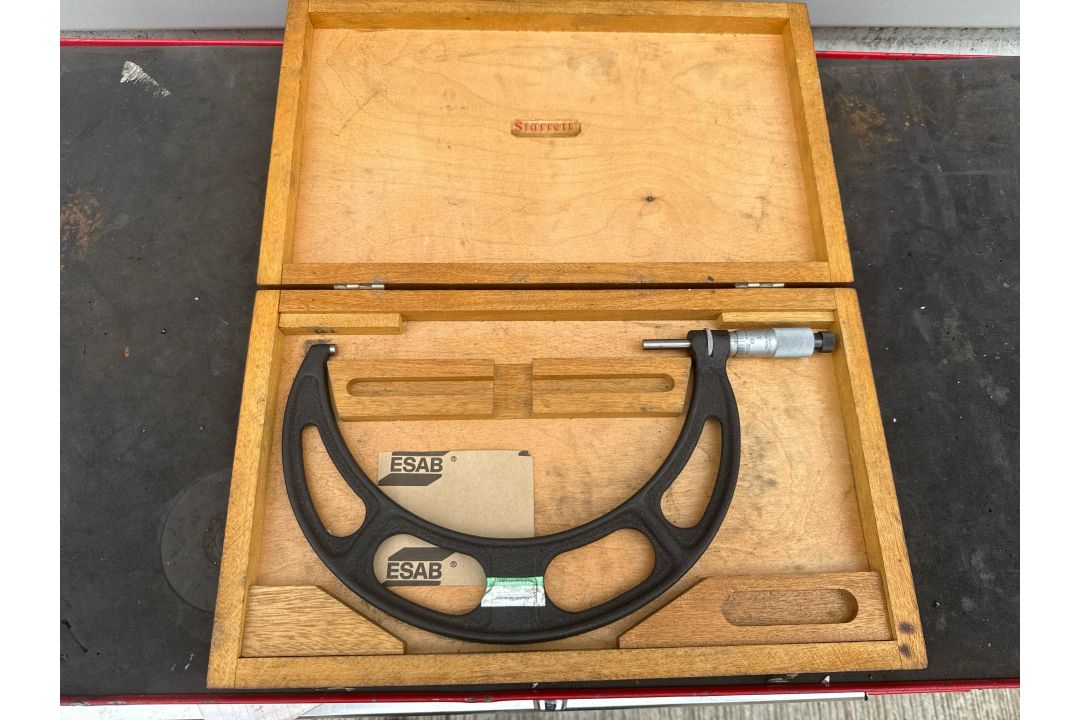 Starrett 8–9" Outside Micrometer - Image 1 of 4