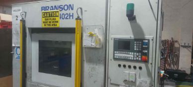 Branson M-402H Vibration Plastic Welder (2004)