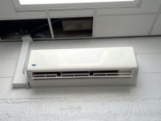 Carrier Air Conditioning Unit