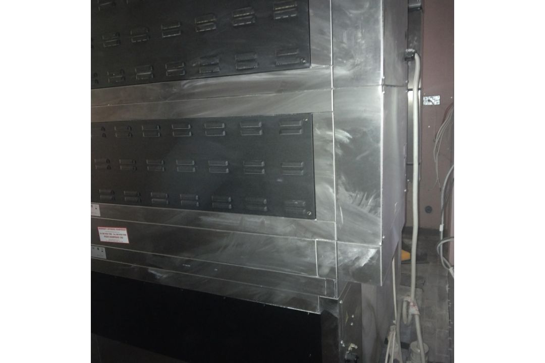 Moretti Forni S Series S100 2/L Double Deck Pizza Oven, With Proving Cabinet & Hood - Image 4 of 17