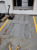Sax Lift ICB1000B Platform Lift, No Reserve