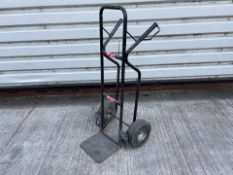 Black Metal Sack Truck THX5582
