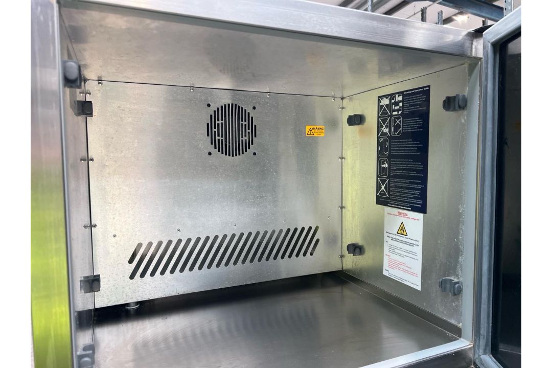 Williams Under Counter Fridge - No Reserve - Image 4 of 5