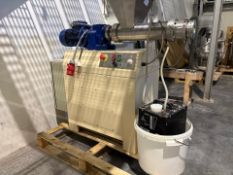 P100 Extruding Plodder