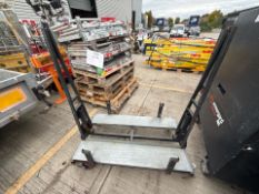4 Wheeled Foldable Panel Trolley THX9854 - No Reserve