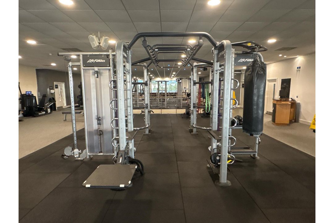 Life Fitness Multi Station – H250cm x W415cm x D400cm – Untested - - NEXT BID MEETS RESERVE - Image 2 of 19
