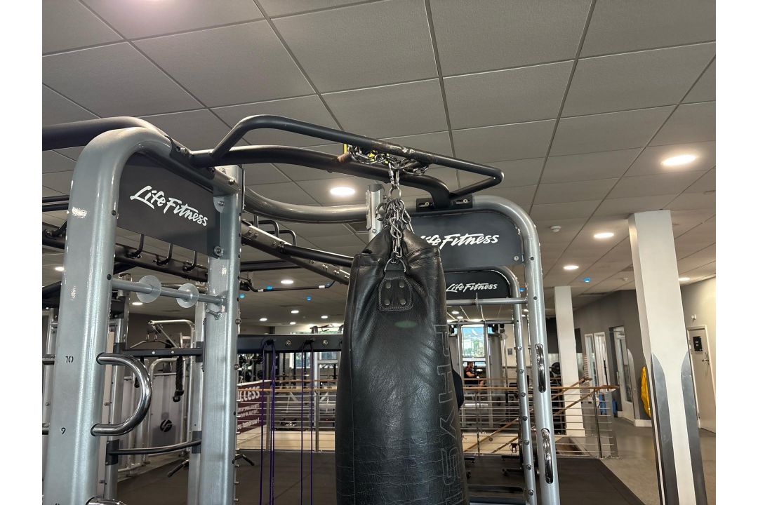 Life Fitness Multi Station – H250cm x W415cm x D400cm – Untested - - NEXT BID MEETS RESERVE - Image 15 of 19