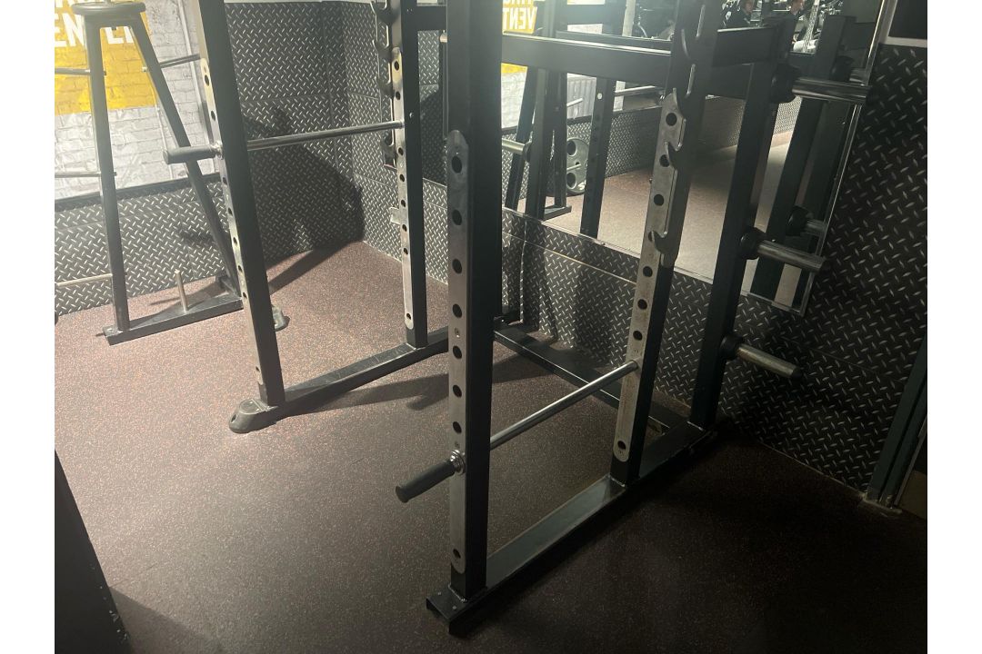 Squat Rack – H225cm x W174cm x D145cm – Untested - Image 6 of 7