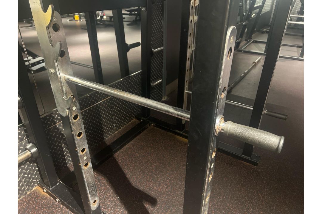 Squat Rack – H225cm x W174cm x D145cm – Untested - Image 4 of 7
