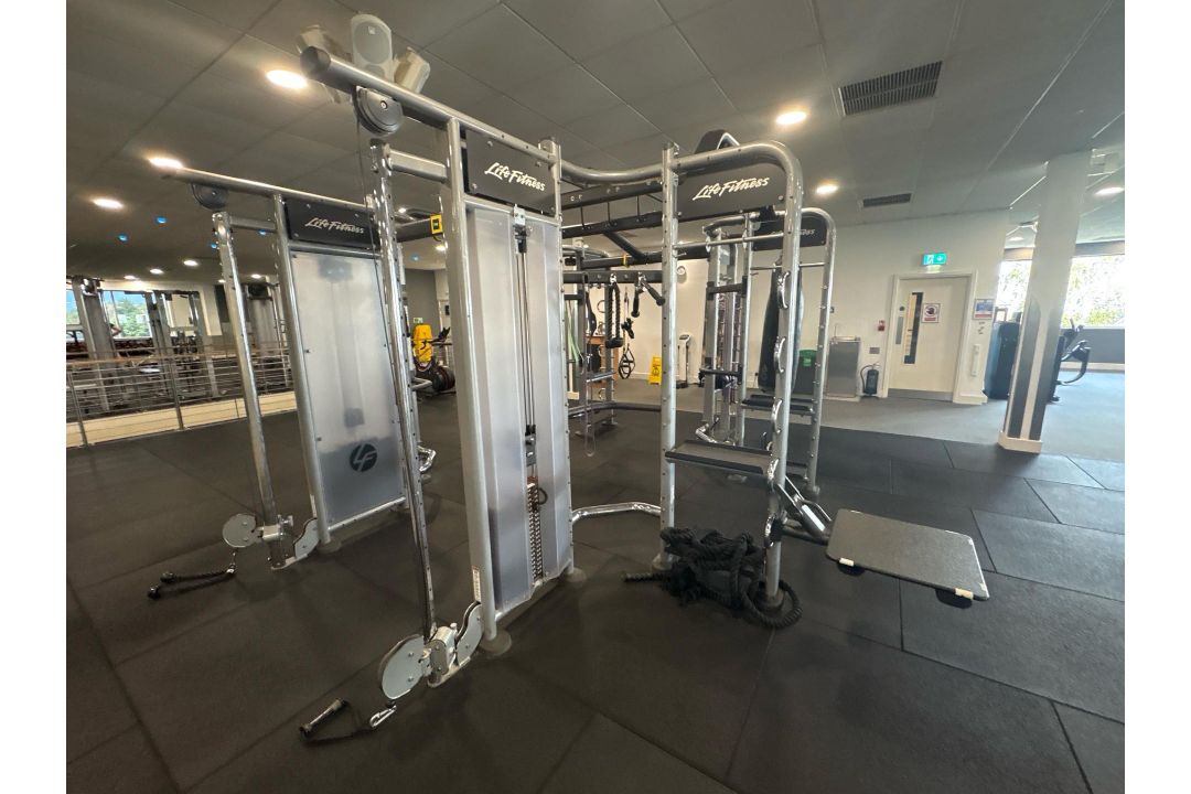 Life Fitness Multi Station – H250cm x W415cm x D400cm – Untested - - NEXT BID MEETS RESERVE - Image 11 of 19