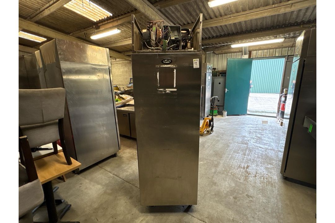 Foster Epro26BSF Freezer – H230cm x W70cm x D80cm – Untested - Image 2 of 6