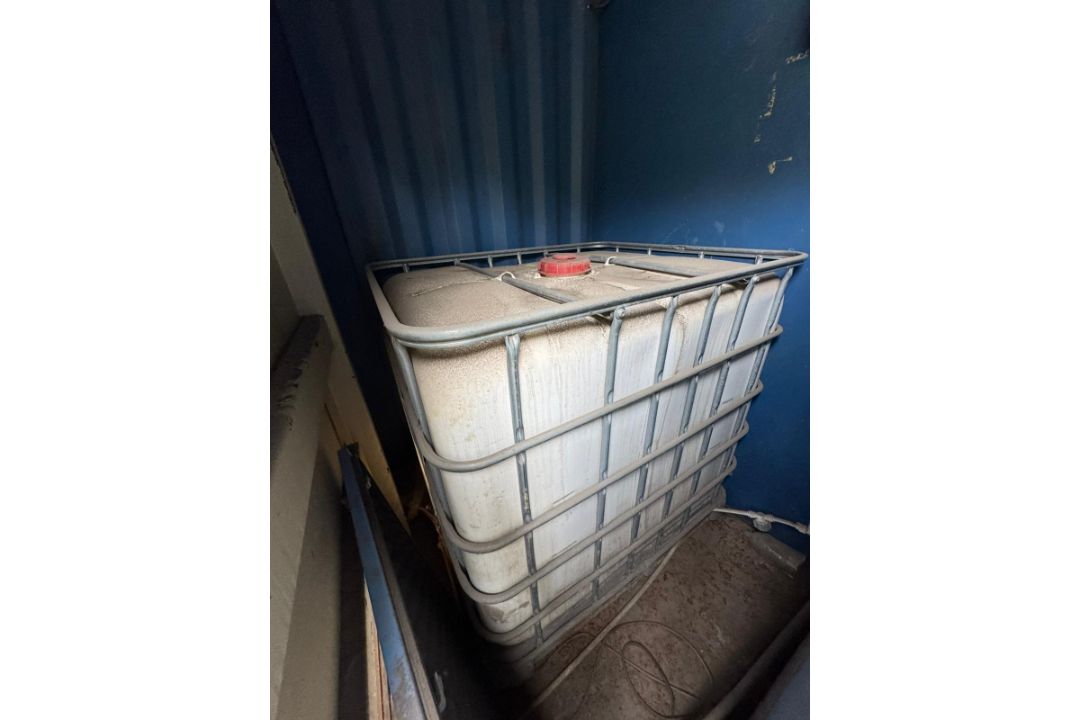 26ft Static Welfare Cabin With Generator, Toilet, Canteen, Office - Image 16 of 16