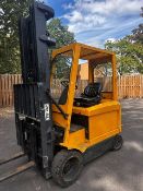 Hyster E3.20XM 4-Wheel Electric Counterbalance Forklift – Sideshift