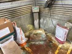 Avery Commercial Weighing Scales - No Reserve