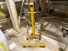 Tundra 2 Tonne Folding Engine Crane - No Reserve