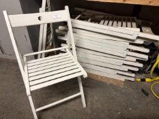 8 x White Folding Chairs, No Reserve