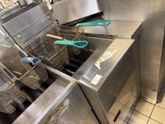 Pitco SG14 Twin Basket Gas Fryer, No Reserve