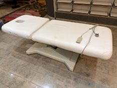 Electric Massage / Treatment Bench, No Reserve