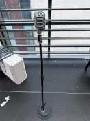 Shure 55SH Retro Microphone on Stand, No Reserve