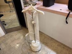 Fridja Clothes Steamer, No Reserve