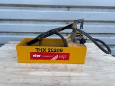 Manual Pressure Test Pump - THX26208