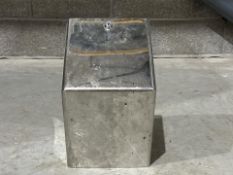 Metal Paper Roll Dispenser
