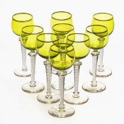 Satz von 9 Wein Stängelgläsern - Cristallerie Saint Louis, Frankreich um 1900/10