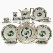 Tee-/Frühstücksservice, 51 Teile - Meissen (40 Teile) und Raynaud & Co. Limoges (11 Teile) um 1900 (