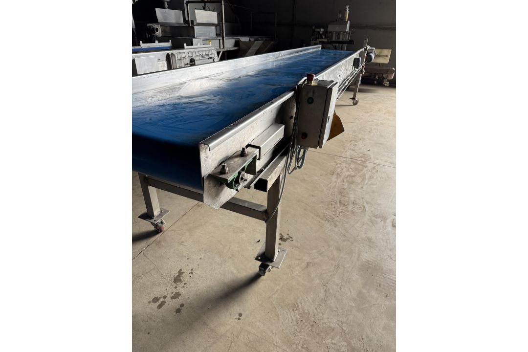 Stainless steel conveyor - Image 2 of 3