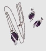 Schmuckset aus Sterlingsilber 925/-, gest., Farbstein Besatz, Ohrstecker und Anhänger, Gewicht 12,5