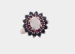 Silberring mit einem Opal Cabochon, Rubine und Saphire, Sterlingsilber 925/- gest., Ringgröße 59, G