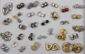 Konvolut Modeschmuck Ohrringe Versch.