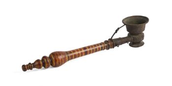 A SINHALESE TURNED WOOD AND BRONZE RITUAL CRESSET, SRI LANKA, 19TH CENTURY