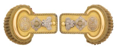 AN EXTREMELY FINE PAIR OF VICTORIAN STAFF COLONEL'S EPAULETTES, CIRCA 1837-55