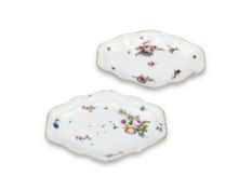 A PAIR OF MEISSEN PORCELAIN LOZENGE-SHAPED DISHES, MID 18TH CENTURY
