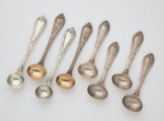 EIGHT VICTORIAN SILVER GRECIAN PATTERN CONDIMENT SPOONS, CHAWNER & CO., LONDON, 1853/61/77