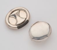 A VICTORIAN SILVER VESTA CASE, ANDREW FULLER, LONDON, 1884