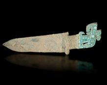 A TURQUOISE-INLAID DAGGER, LATE SHANG DYNASTY (CIRCA 1200-1046 BC)