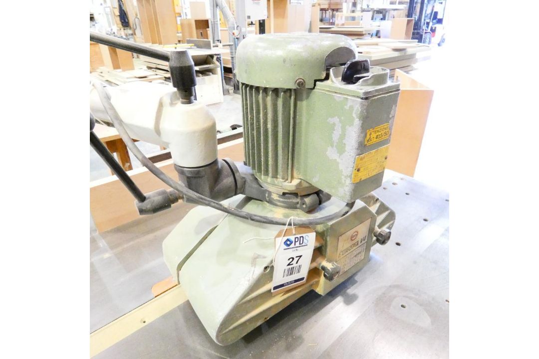 Wadkin Table Saw with Europa V4 Power Feed (Location: Wantage. Please Refer to Important Information - Image 5 of 6