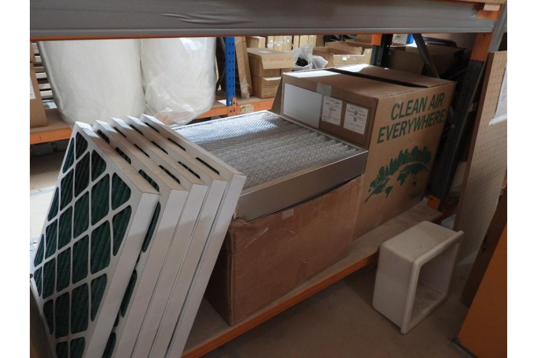 Contents of 2 Bays of Store Shelving Comprising Various Franke & Other Tap & Sink Fittings, Haffle D - Image 8 of 10