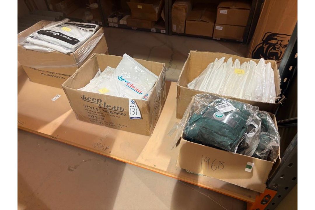 Contents of Racking Comprising, Disposable Coveralls, Sandblasting Hoods, Sia Wood Abrasives & Sundr - Image 5 of 7