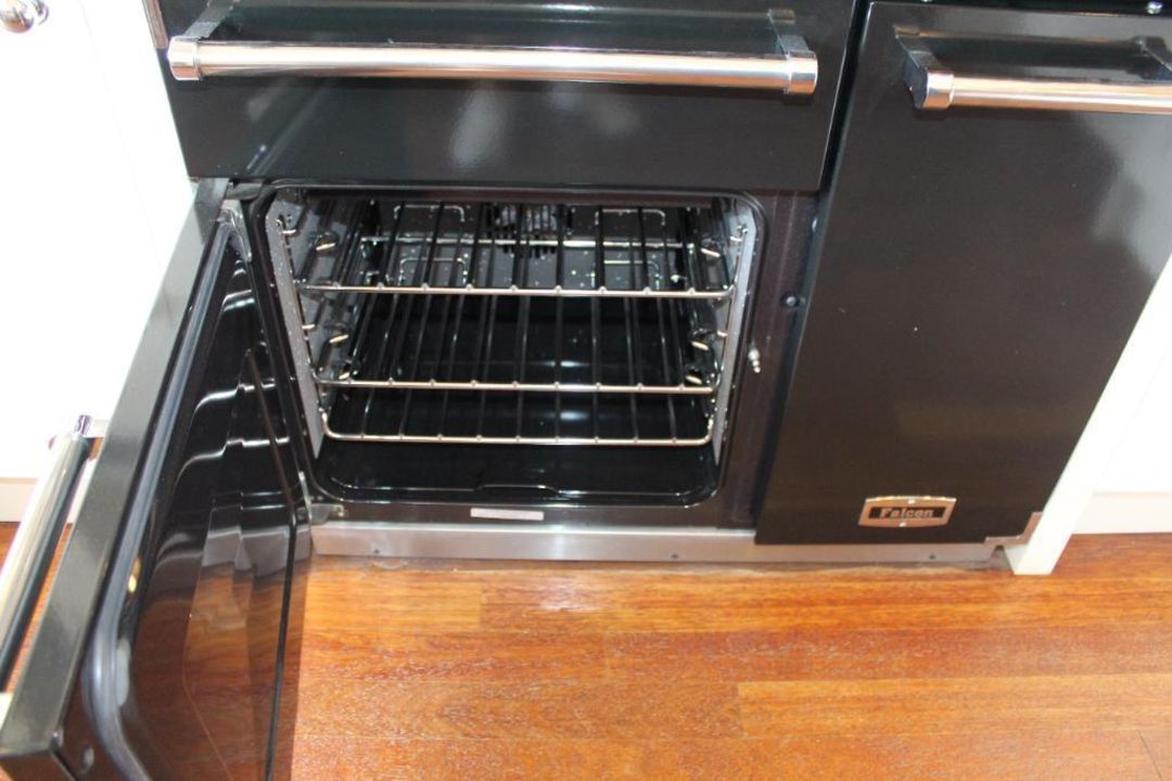 Falcon 900DL Electric Range Oven With 5 Position Induction Hob S/N 8180016008 (Location: Blackheath. - Image 5 of 5