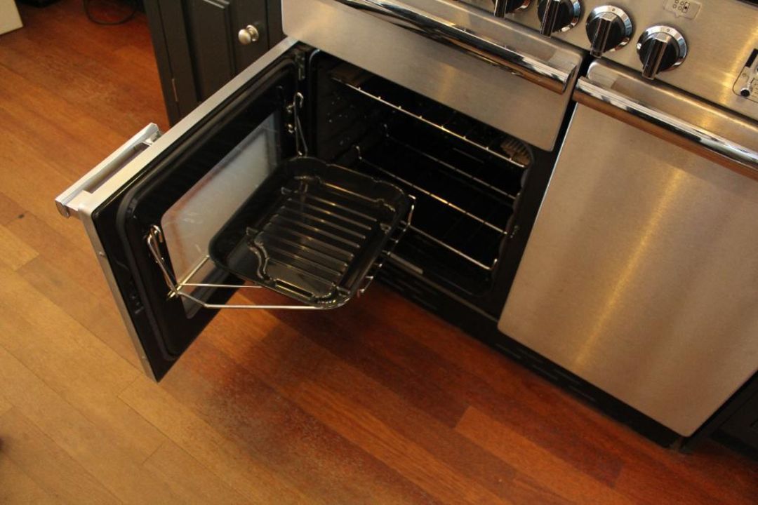 Rangemaster Professional + Dual Fuel Range Cooker (Location: Blackheath. Please Refer to Important I - Image 5 of 5
