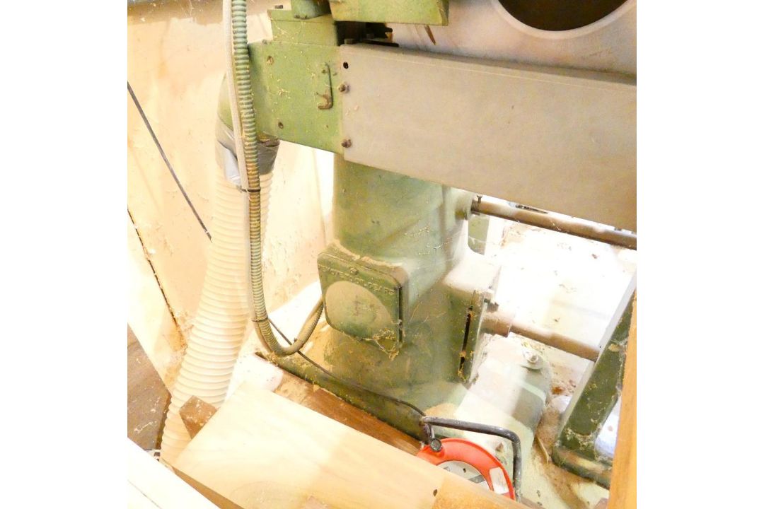 Wadkin Heavy Duty Pull-Out Cross-Cut Saw (Location: Wantage. Please Refer to Important Information) - Image 4 of 6