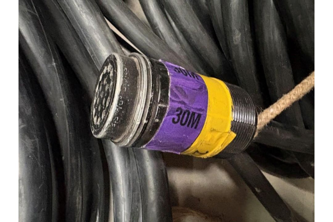 Quantity of Kettle Leads, 4 16a > 13a Jumper & Quantity of Single-Phase Cable - Image 2 of 5