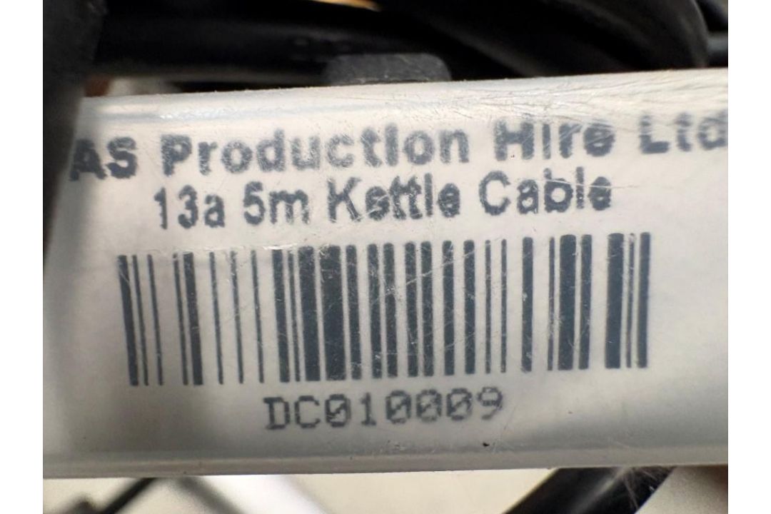 Quantity of Kettle Leads, 4 16a > 13a Jumper & Quantity of Single-Phase Cable - Image 5 of 5