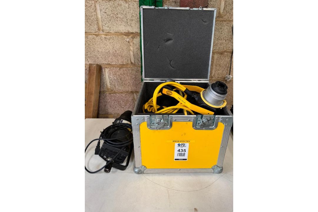 Briese Twin Flash Head (Broncolor), Serial Number 51681 with Flight Case & Bowens Esprit Gemini GM75 - Image 1 of 4