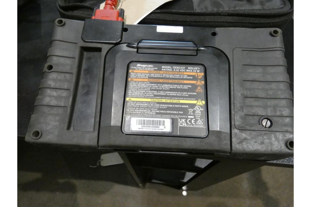 Snap-on Solus+ EESC337 Diagnostics Unit (Location: Penryn. Please Refer to Important Information) - Image 3 of 5